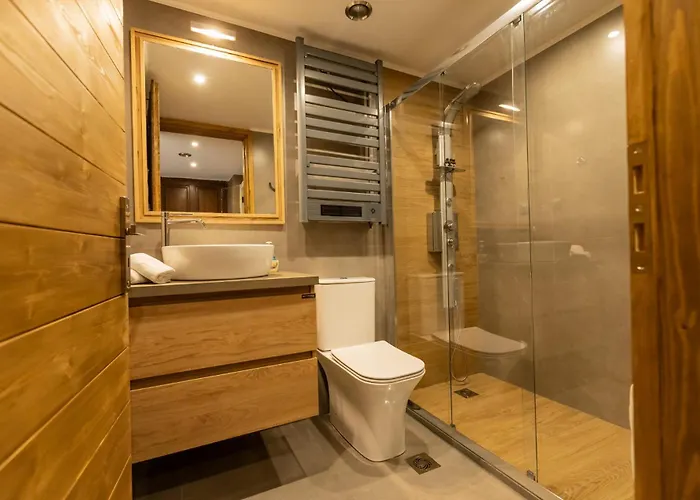 Tihio Pool & Vila Tichio